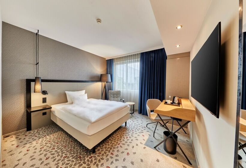 Номер Стандарт, Steigenberger Hotel Bielefelder Hof