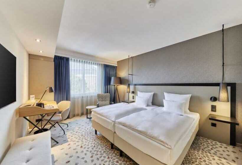 Номер Стандарт, Steigenberger Hotel Bielefelder Hof