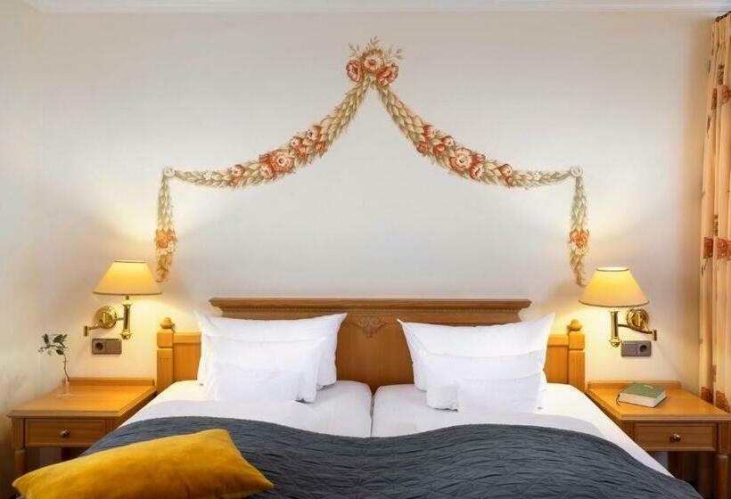 Номер Стандарт с Балконом, Wellness & Genuss Resort Engel Obertal