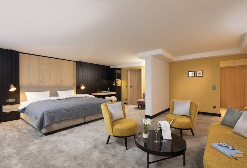 Полулюкс, Wellness & Genuss Resort Engel Obertal