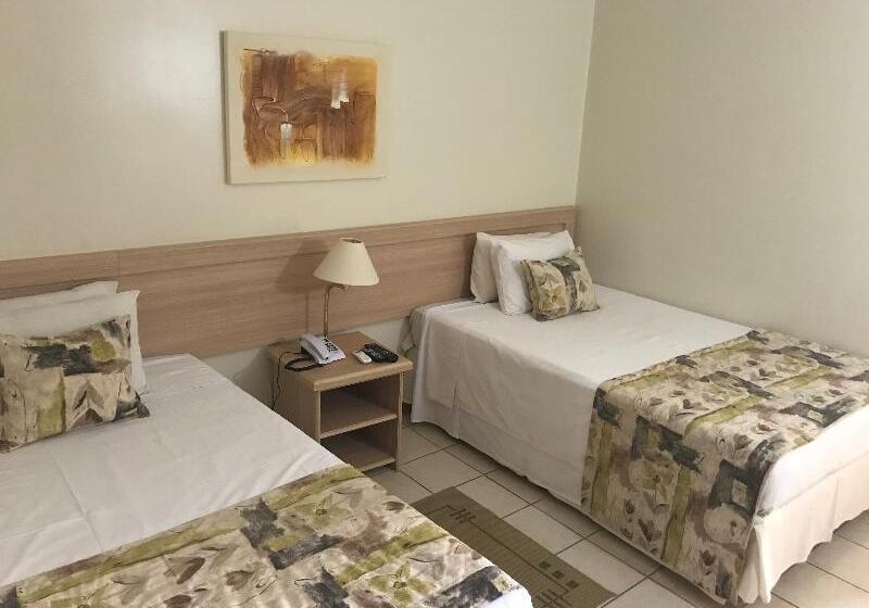 חדר אקזקיוטיב לשלושה, Golden Park Ribeirao Preto