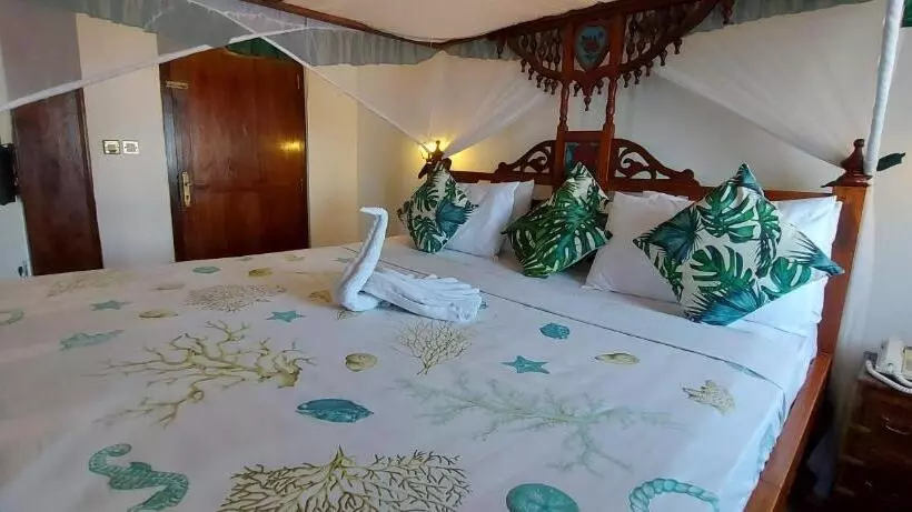 سوئیت جونیور خانوادگی, Horizon Palace