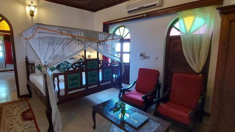 家庭套房, Horizon Palace