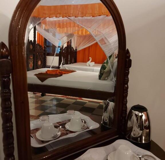 带露台的小型套房, Horizon Palace