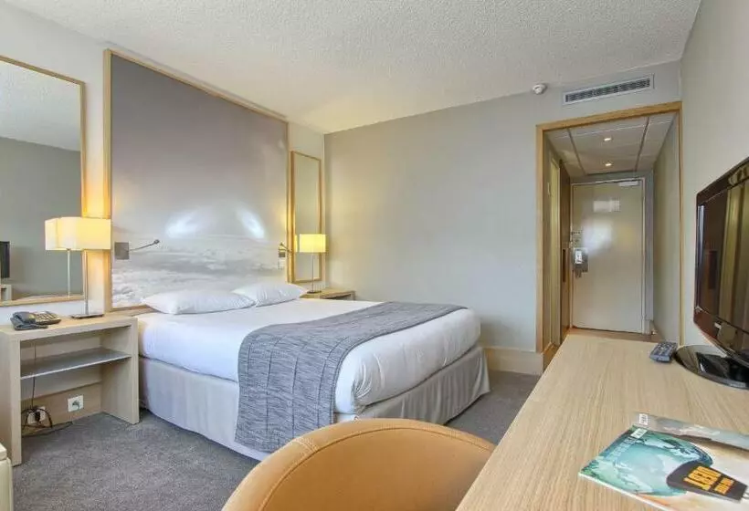 Chambre Standard, Inn Paris CDG Airport