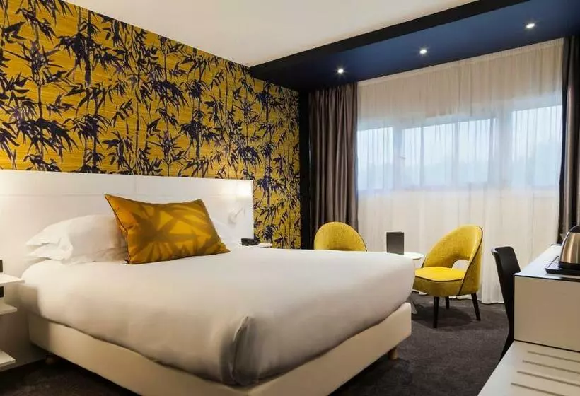 Chambre Supérieure, Inn Paris CDG Airport