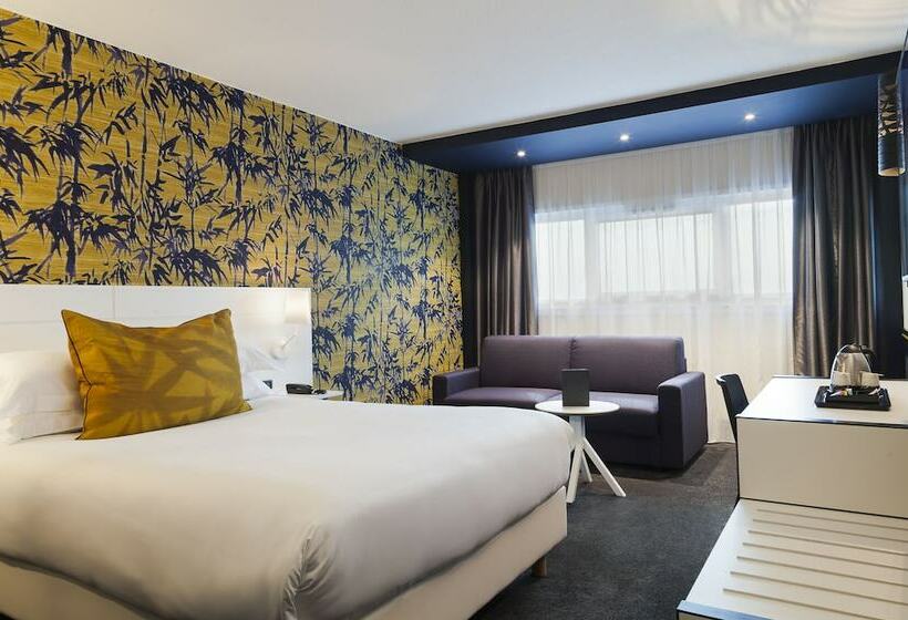 Номер Superior, Inn Paris CDG Airport