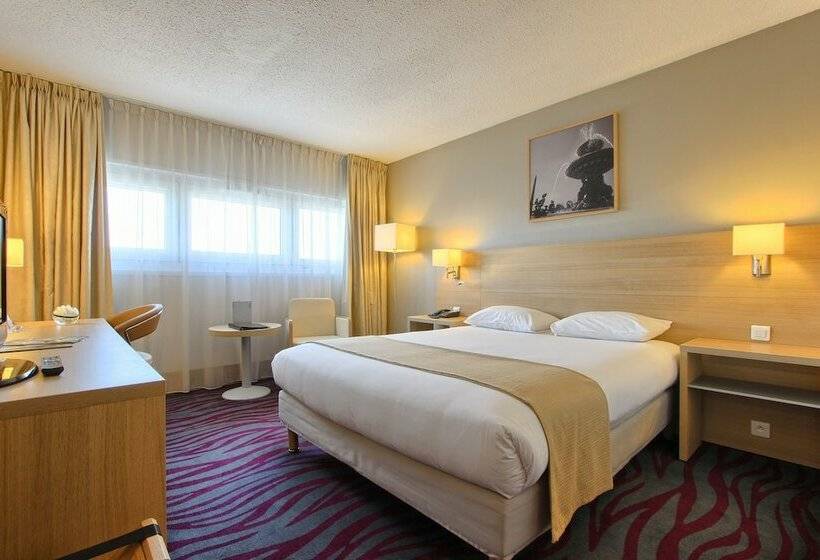 Номер Superior, Inn Paris CDG Airport