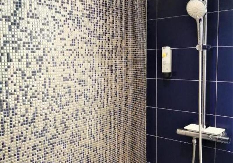 Номер Superior, Inn Paris CDG Airport