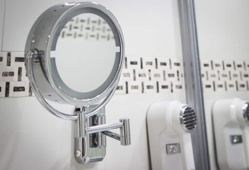 סוויטה, Wyndham Garden Santiago Kennedy