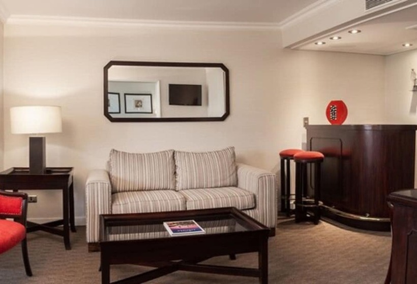 סוויטה, Wyndham Garden Santiago Kennedy