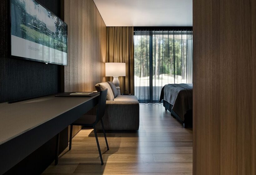 اتاق استاندارد, La Butte Aux Bois