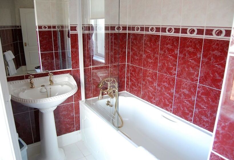 オーシャンビューファミリールーム, Victoria