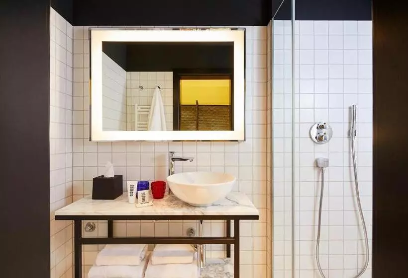 Standard-huone, Mama Shelter Prague
