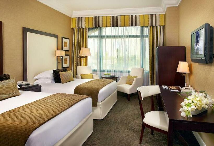 اتاق اجرایی, Mövenpick Grand Al Bustan