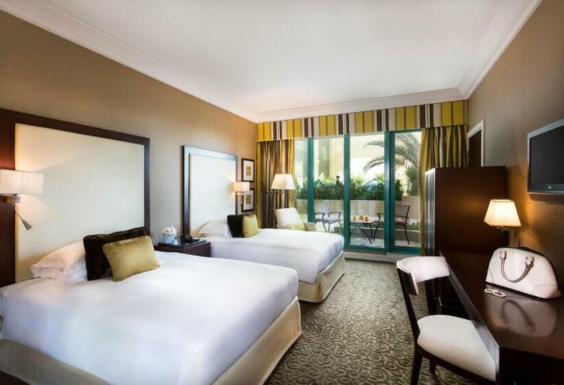 اتاق کلاسیک, Mövenpick Grand Al Bustan