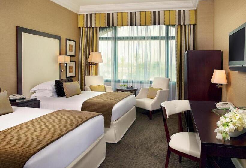 اتاق لوکس, Mövenpick Grand Al Bustan