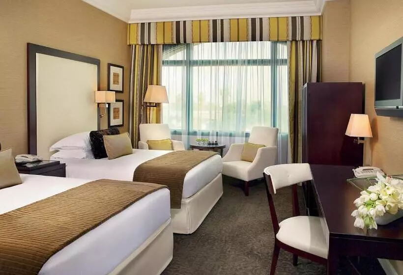 اتاق لوکس, Mövenpick Grand Al Bustan