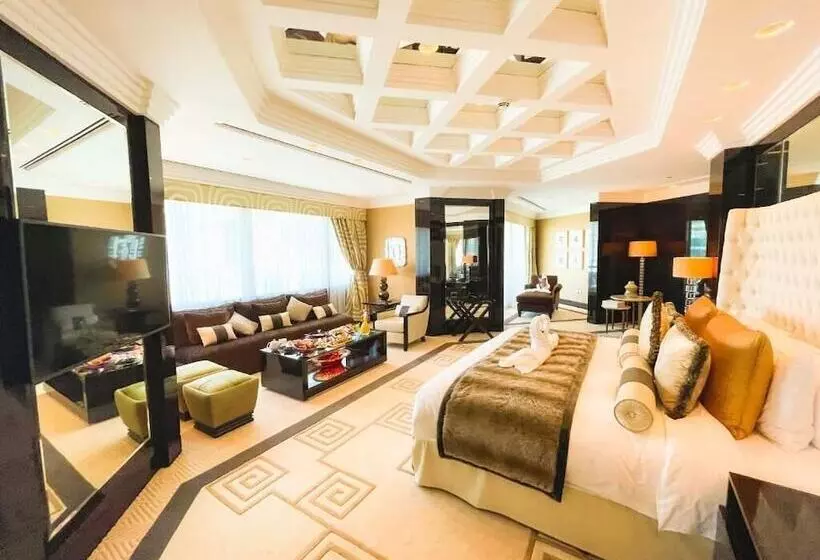 اتاق اجرایی, Mövenpick Grand Al Bustan