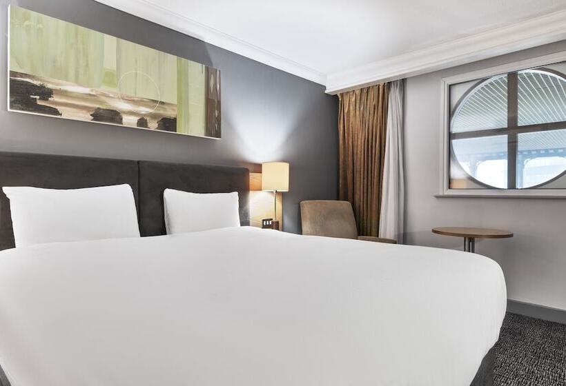 חדר סופריור, Park Inn By Radisson Cardiff City Centre