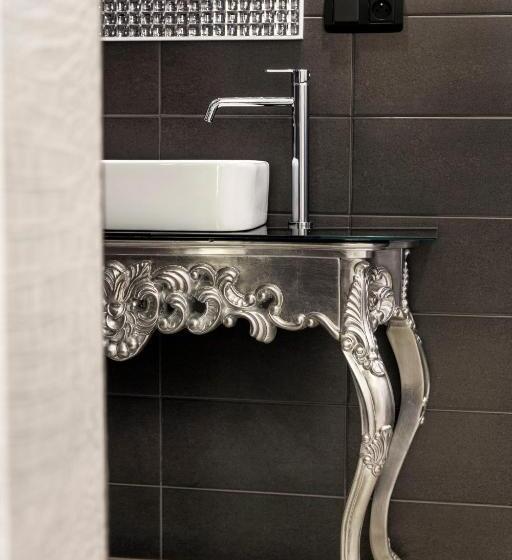 غرفة قياسية مزوَّدة بجاكوزي, Pytloun Grand Hotel Imperial