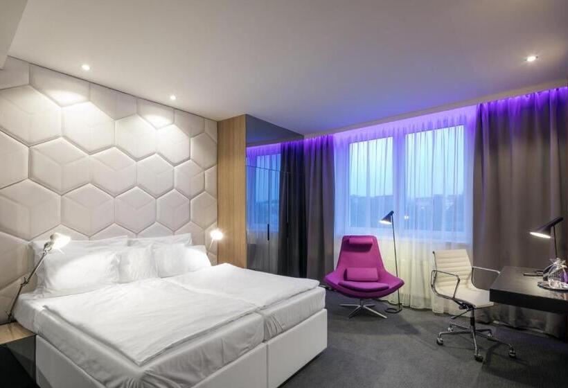 غرفة ديلوكس رباعية, Pytloun Grand Hotel Imperial