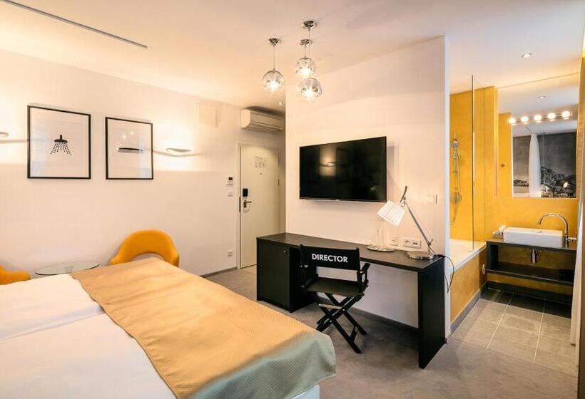 غرفة قياسية مزوَّدة بجاكوزي, Pytloun Grand Hotel Imperial