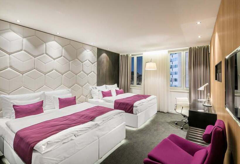 غرفة ديلوكس ثلاثية, Pytloun Grand Hotel Imperial