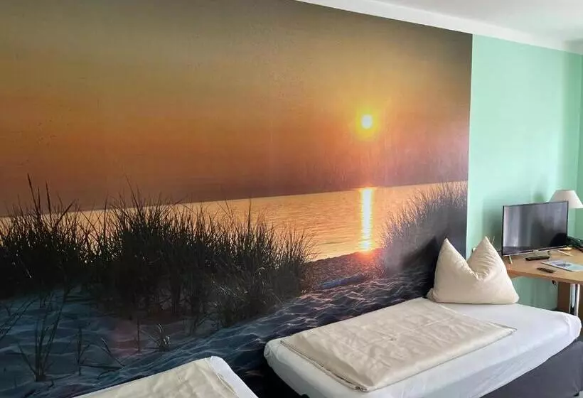 Standard Quadruple Room, Thannhof