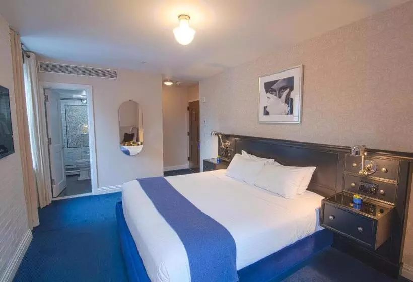 Standard Studio King Bed