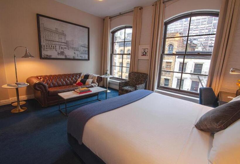 سوئیت جونیور با تخت بزرگ, The Frederick Hotel Tribeca