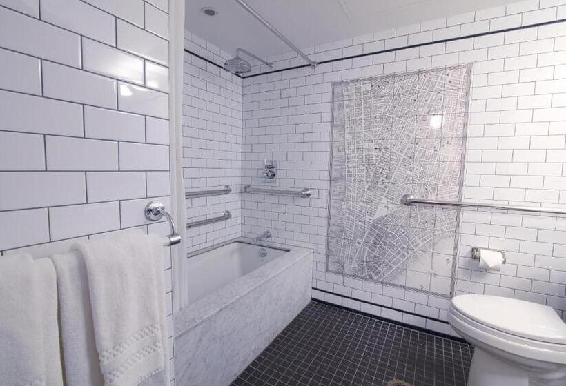 استودیوی استاندارد, The Frederick Hotel Tribeca