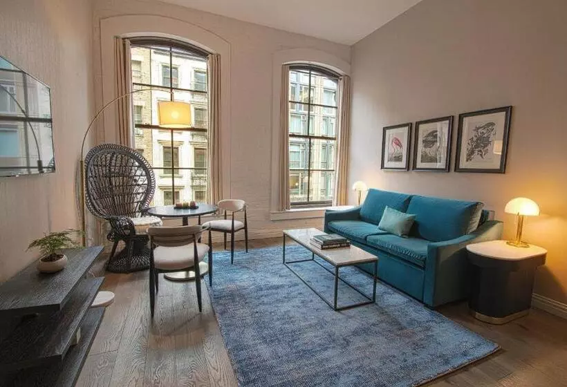 سوئیت با تخت بزرگ, The Frederick Hotel Tribeca
