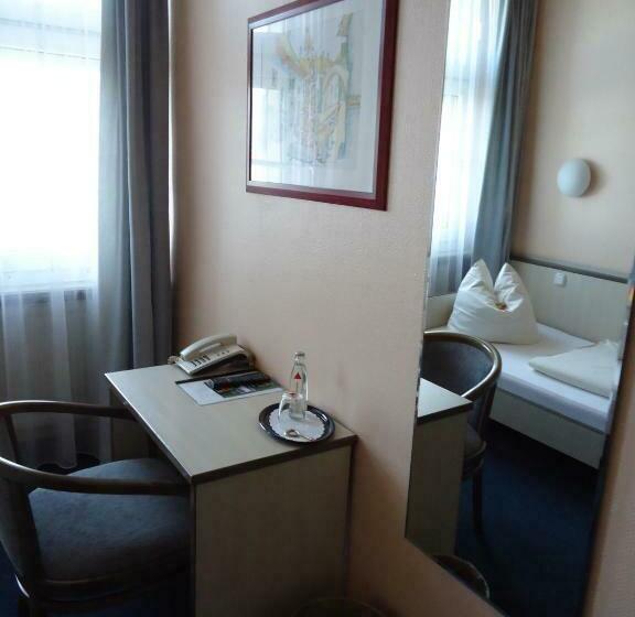 اتاق استاندارد یک نفره, Und Rasthof Avus