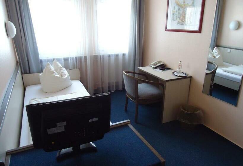 اتاق استاندارد یک نفره, Und Rasthof Avus