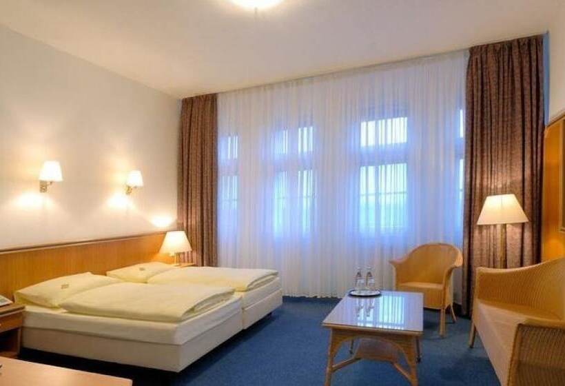 اتاق استاندارد, Und Rasthof Avus