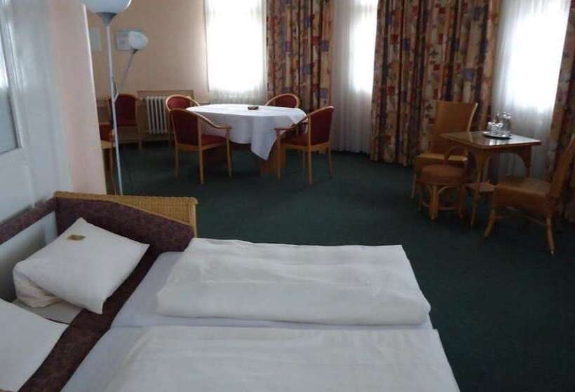 اتاق استاندارد, Und Rasthof Avus