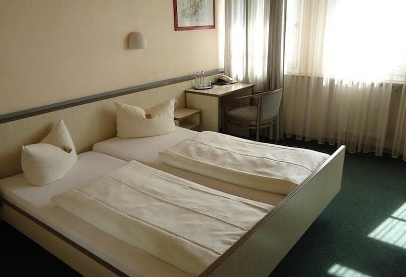 اتاق استاندارد, Und Rasthof Avus