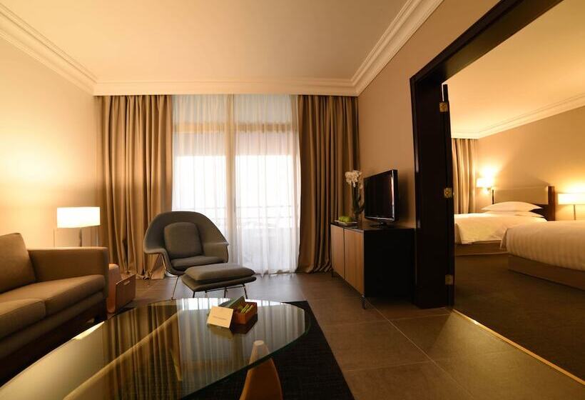 Deluxe Suite Sea View, Portemilio Hotel & Resort