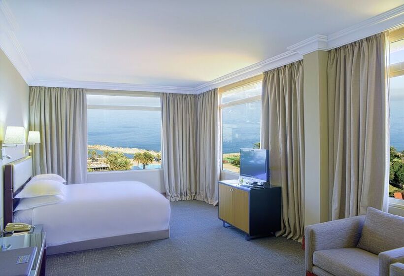 اتاق لوکس با چشم‌انداز دریا, Portemilio Hotel & Resort