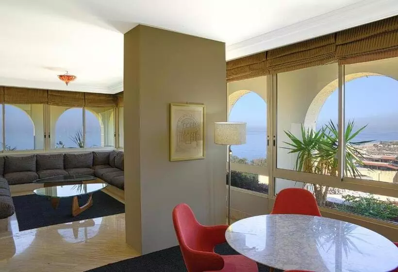 سوئیت رویال, Portemilio Hotel & Resort