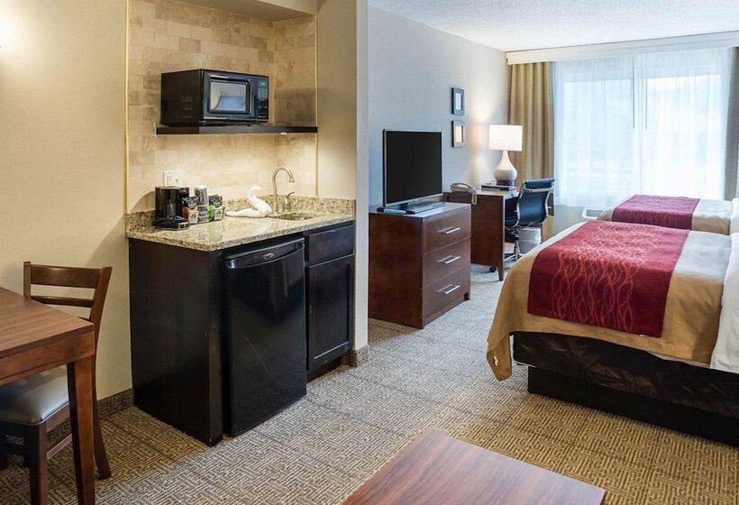 جناح, Comfort Inn West