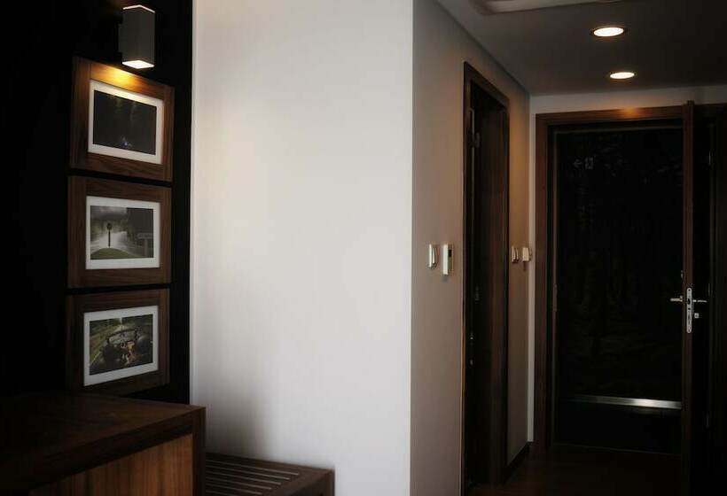 اتاق لوکس, Cruzeiro