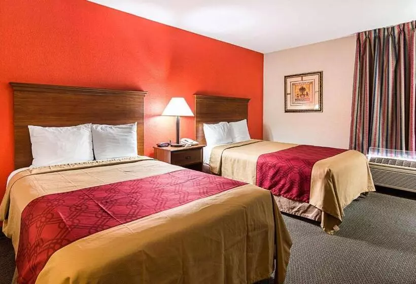 ２ダブルベッドのスタンダードルーム, Econo Lodge Andrews Afb