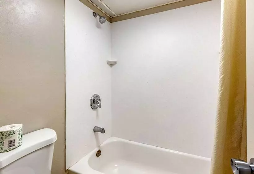 2ダブルベッドのスタンダードルーム, Econo Lodge