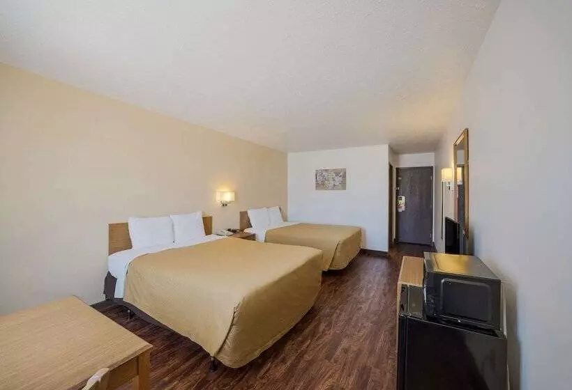 ２ダブルベッドのスタンダードルーム, Motel 6 Limon, Co – I 70