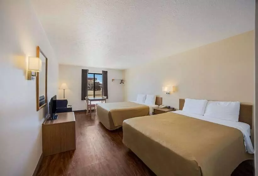 ２ダブルベッドのスタンダードルーム, Motel 6 Limon, Co – I 70