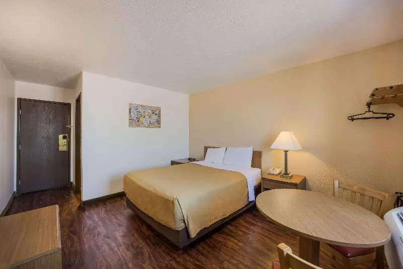 スタンダードルーム, Motel 6 Limon, Co – I 70