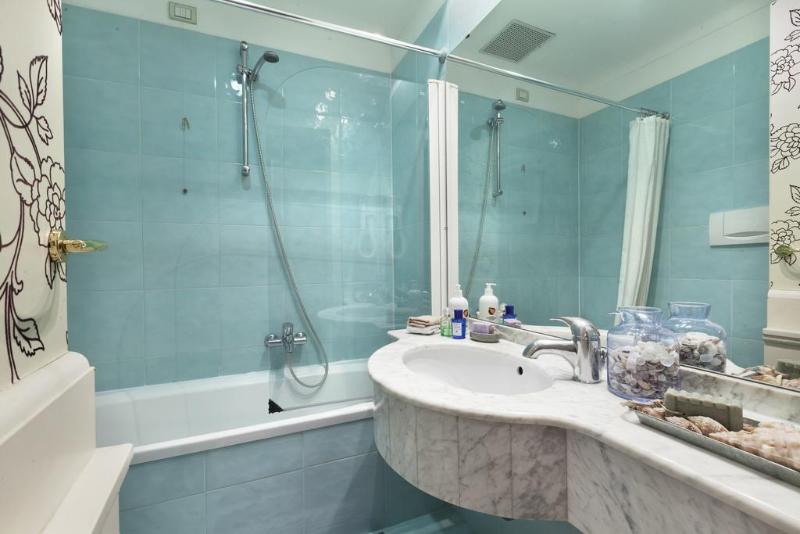 Номер Стандарт Трехместный, Europa Hotel Design Spa 1877