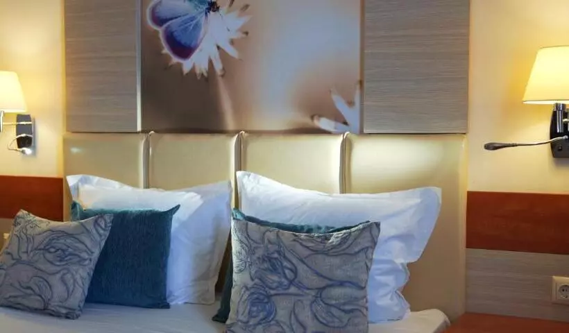 اتاق لوکس خانوادگی, Kristal Hotel   All Inclusive